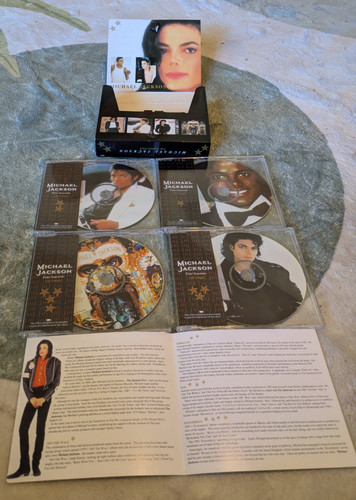 Michael jackson tour souvenir - jackson,